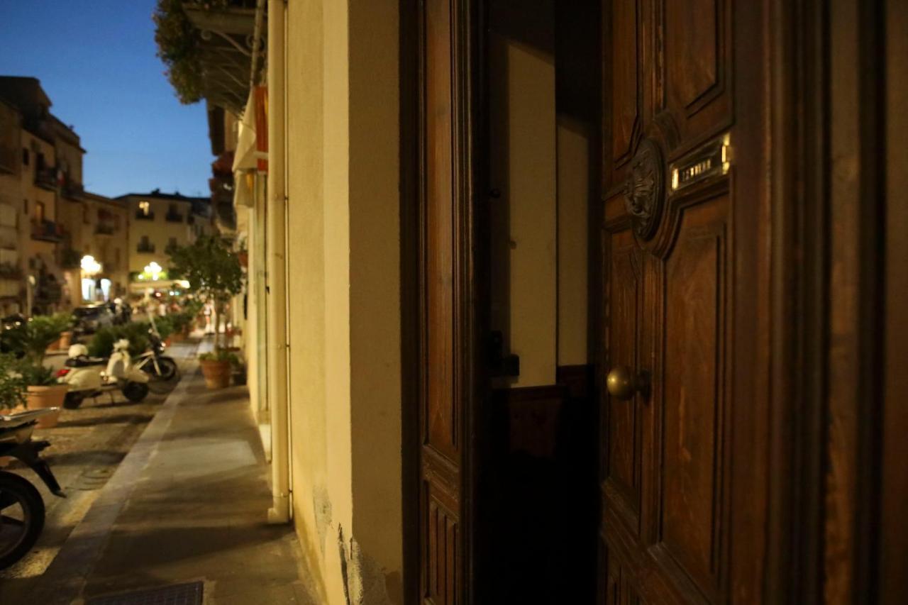 Awa Cefalu Umberto I Exteriör bild